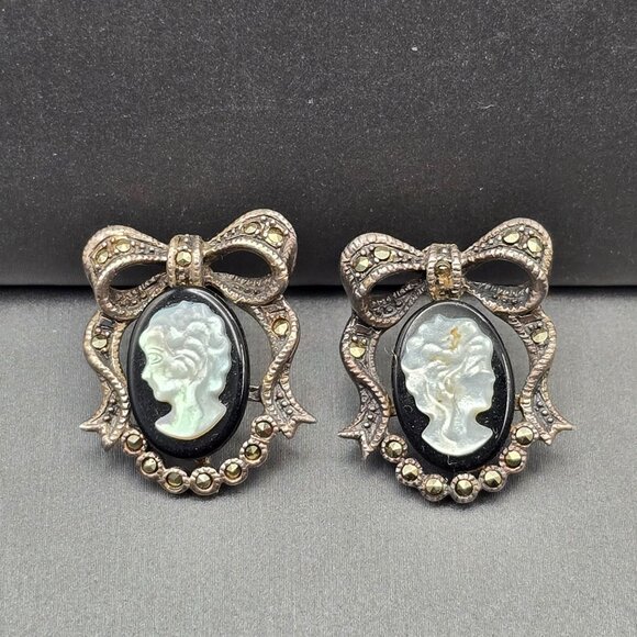 SD Jewelry - VTG Sterling Silver Black Onyx & MOP Shell Cameo Earrings Bow w/ Marcasite Signe